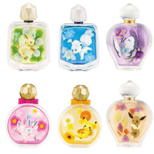 Lade das Bild in den Galerie-Viewer, Pokemon Petite Fleur 6er Set kaufen
