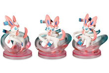 Lade das Bild in den Galerie-Viewer, Pokemon Figuren 6er Set mit Charmander, Mimikyu, Fukano, Sylveon, Leafeon, Glaceon kaufen
