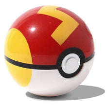 Lade das Bild in den Galerie-Viewer, Pokemon Poke Ball 7cm (viele Motive) kaufen

