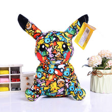 Lade das Bild in den Galerie-Viewer, Pikachu Kuscheltier Pokemon Graffiti Look - 13cm kaufen

