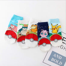 Lade das Bild in den Galerie-Viewer, Pokemon One Size Socken (verschiedene Motive) kaufen
