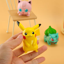 Lade das Bild in den Galerie-Viewer, Pikachu Gluamnda, Enton, Schiggy, Bisasam und Pummeluff Pokemon Figuren Set kaufen
