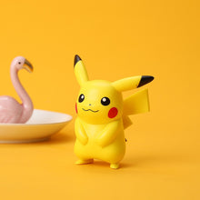 Lade das Bild in den Galerie-Viewer, Pikachu Gluamnda, Enton, Schiggy, Bisasam und Pummeluff Pokemon Figuren Set kaufen
