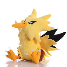 Lade das Bild in den Galerie-Viewer, Zapdos Kuschel Pokemon (ca. 18cm) kaufen
