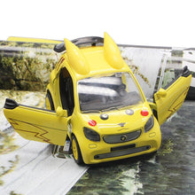 Lade das Bild in den Galerie-Viewer, Pokemon Pikachu Modellauto Spielauto kaufen
