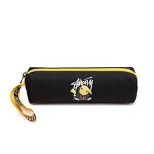 Lade das Bild in den Galerie-Viewer, Pokemon Pikachu Canvas Federmappe / Federtasche kaufen
