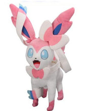 Lade das Bild in den Galerie-Viewer, Feelinara / Sylveon Plüsch Pokemon ca. 30cm Anime Look kaufen
