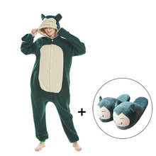 Lade das Bild in den Galerie-Viewer, Relaxo / Snorlax Onesie Kuschel Pokemon Schlafanzug kaufen

