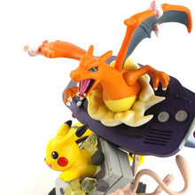 Lade das Bild in den Galerie-Viewer, Pokemon Anime Figuren mit Garados oder Glurak Motiv kaufen

