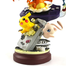 Lade das Bild in den Galerie-Viewer, Pokemon Anime Figuren mit Garados oder Glurak Motiv kaufen
