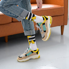 Lade das Bild in den Galerie-Viewer, Stylishe Pokemon Pikachu Socken kaufen

