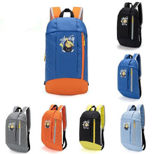 Lade das Bild in den Galerie-Viewer, Leichter Rucksack mit Pokemon Pikachu Motiv in verschiedenen Farben kaufen
