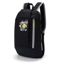 Lade das Bild in den Galerie-Viewer, Leichter Rucksack mit Pokemon Pikachu Motiv in verschiedenen Farben kaufen
