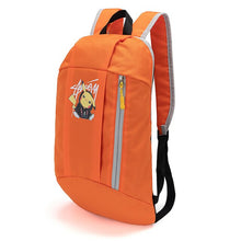 Lade das Bild in den Galerie-Viewer, Leichter Rucksack mit Pokemon Pikachu Motiv in verschiedenen Farben kaufen
