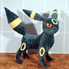 Lade das Bild in den Galerie-Viewer, XXL Nachtara Umbreon 60cm Plüsch Pokemon kaufen
