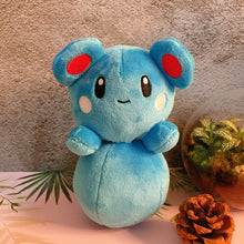 Lade das Bild in den Galerie-Viewer, Azurill Plüsch Pokemon (ca. 15cm) kaufen
