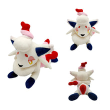 Lade das Bild in den Galerie-Viewer, Hisui-Zorua Plüschtier Pokemon (ca. 25cm) kaufen
