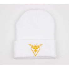 Lade das Bild in den Galerie-Viewer, Pokemon Beanie Mütze Herbst / Winter mit Pikachu Motiv verschiedene Farben kaufen
