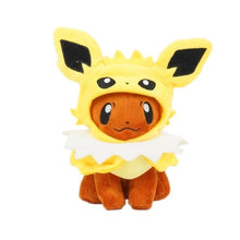 Lade das Bild in den Galerie-Viewer, Eevee Plüsch mit Poncho - Umbreon, Espeon, Jolteon, Vaporeon, Sylveon, Flareon (ca. 20cm) kaufen
