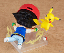 Lade das Bild in den Galerie-Viewer, Ash Ketchum &amp; Pikachu Pokemon Figur (ca. 10cm) kaufen
