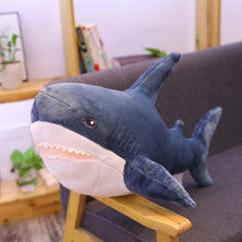 Lade das Bild in den Galerie-Viewer, Lustiger Hai Kuscheltier (80cm oder 100cm) kaufen
