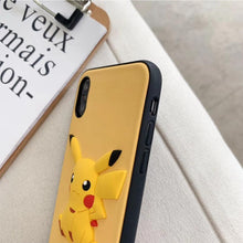 Lade das Bild in den Galerie-Viewer, Pokemon / Pikachu Handy Hüllen für iPhone 6, 6s, 7, 8, 8 Plus etc. kaufen
